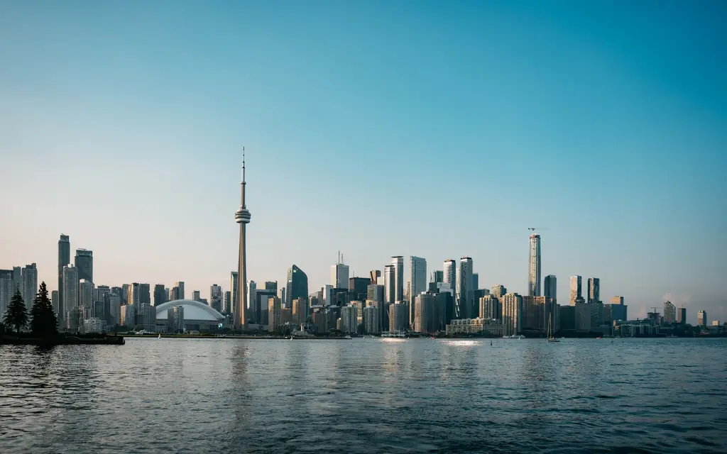 Toronto skyline and the CN Tower across the harbour